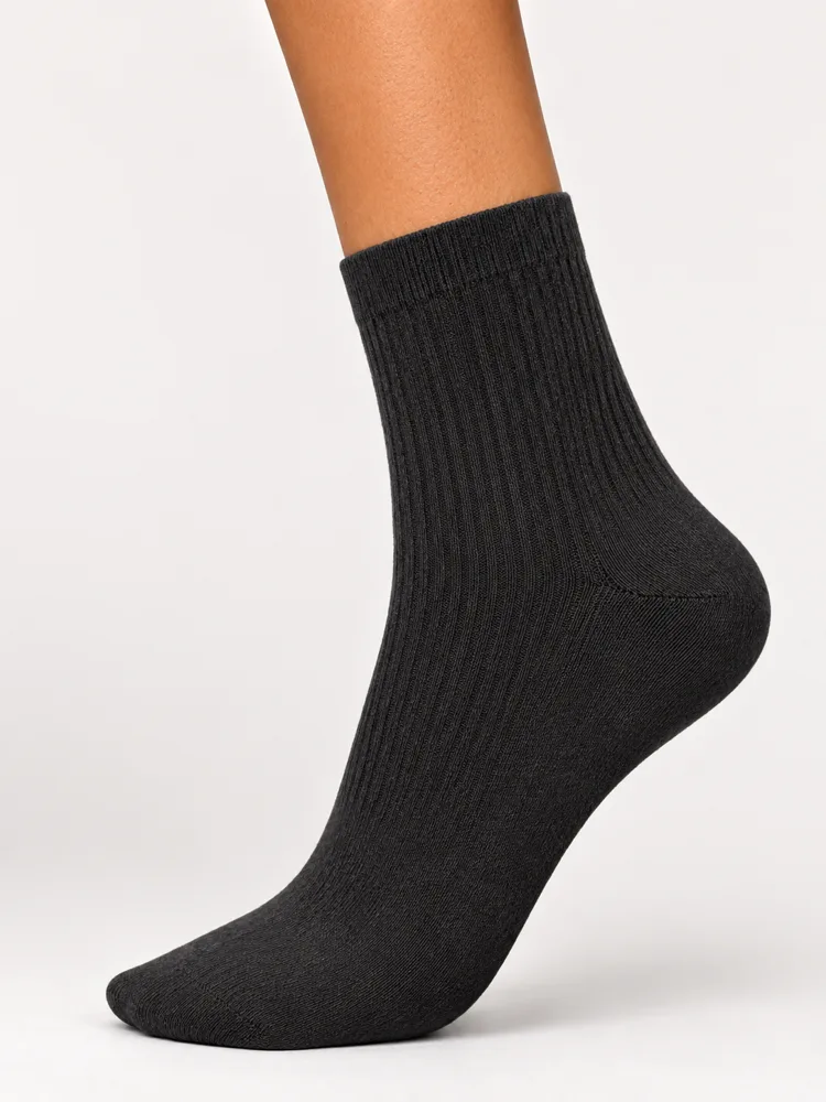 The Basic Crew sock in Charcoal